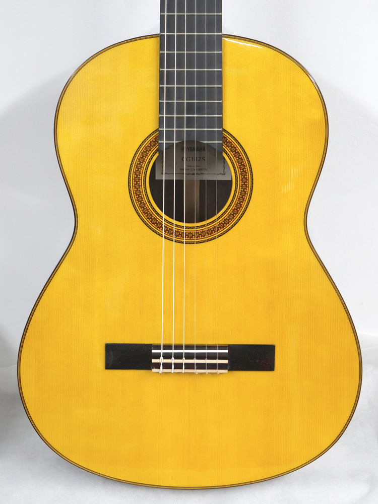 YAMAHA CG182S クラシックギター